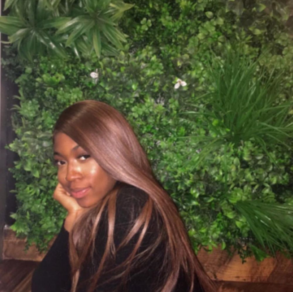 Meet your Posher, Desiree